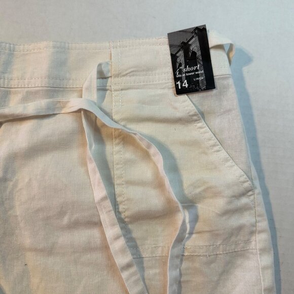 New York and Company NY&Co Womens 14 White Linen Belted 4 Inch Shorts NWT - Picture 5 of 9